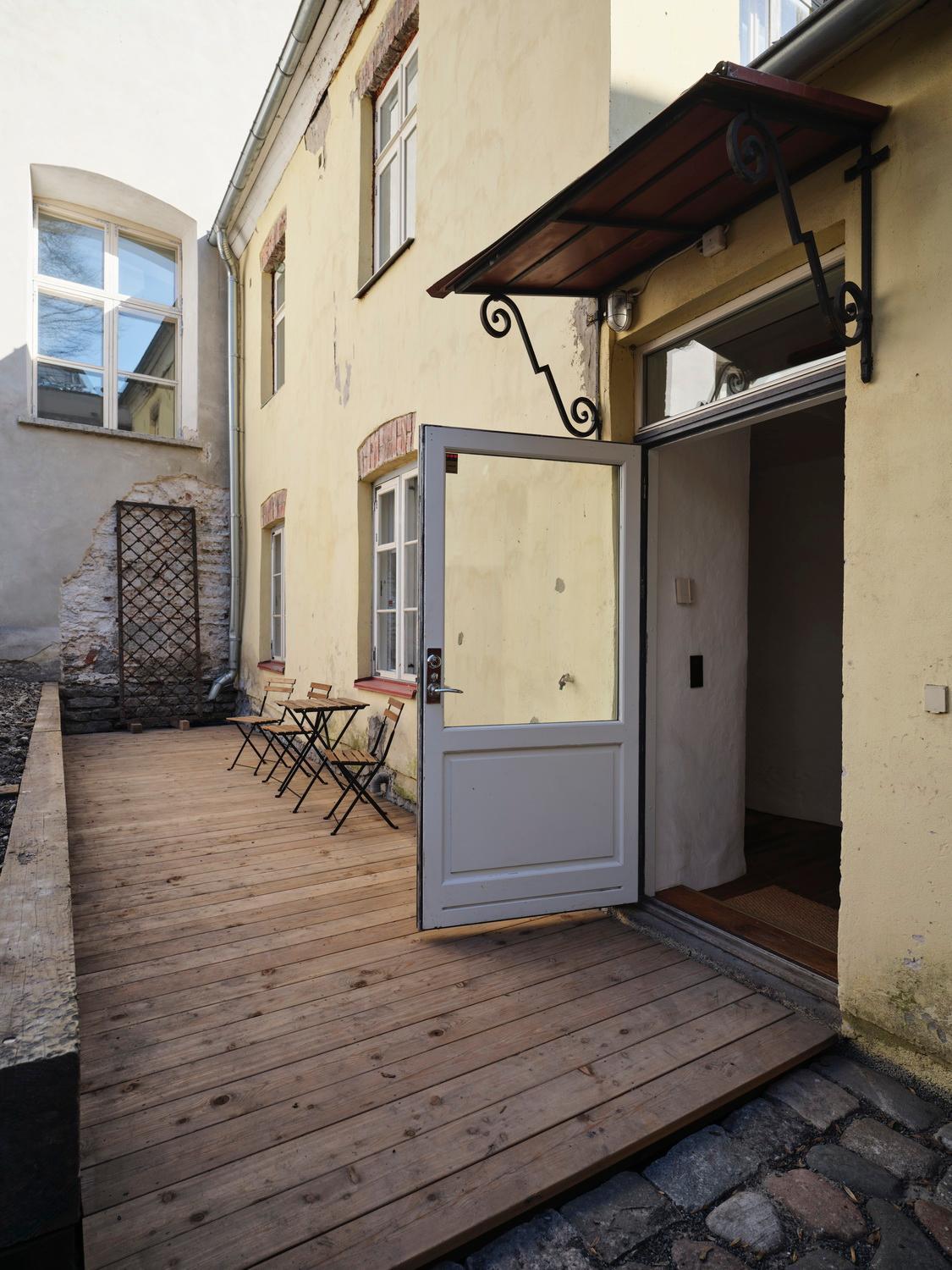 Historic Apartment With Private Garden In Old Town Reval Exterior foto